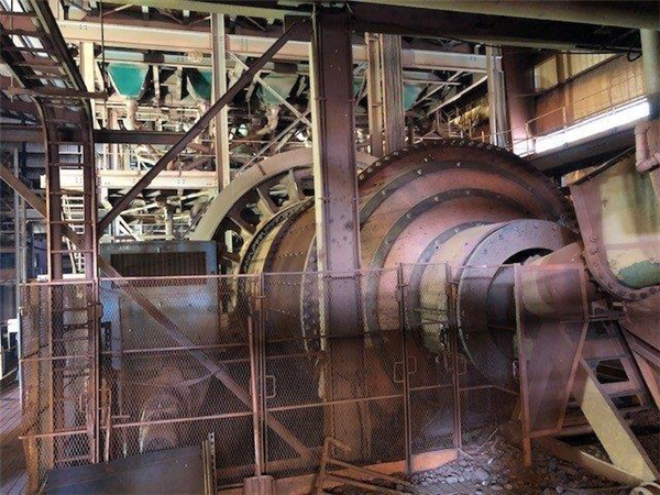 Flsmidth 4.3m X 7m (14' X 23') Ball Mill With 3000 Hp (2237 Kw) Motor)